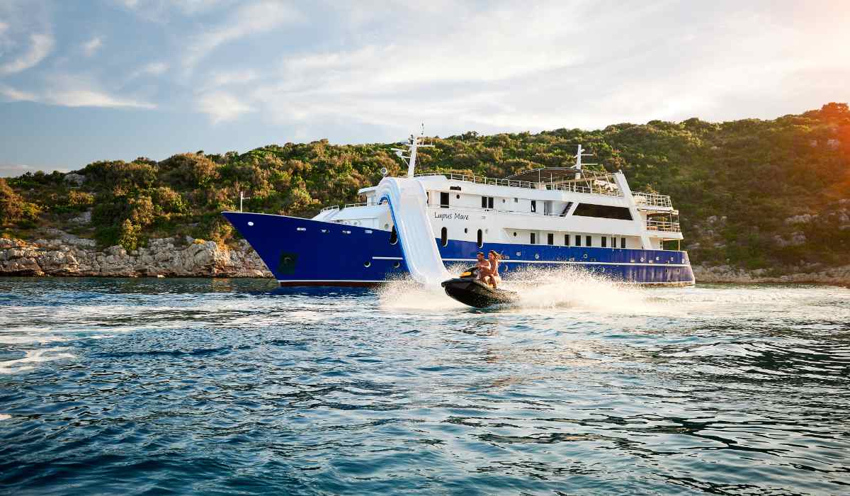 cruises croatia lupus mare